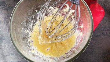 Low Carb Mandelstollen mit Marzipan: Verrühren