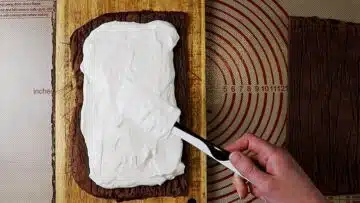 Low Carb Milchschnitte ohne Zucker: Bestreichen