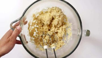 Low Carb Naan Brot: Rühren