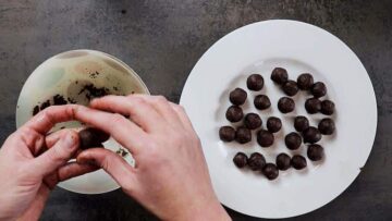 Low Carb Nuss Nougat Pralinen ohne Zucker: Formen