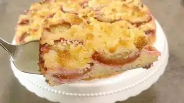 Low Carb Pflaumenkuchen: Abkühlen