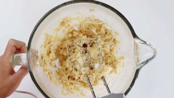 Low Carb Pizza: Rühren