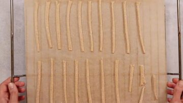 Low Carb Pommes: Backen