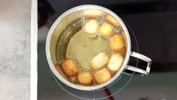 Low Carb Quarkbällchen ohne Zucker: Frittieren