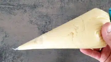 Low Carb Quarkbällchen ohne Zucker: Umfüllen