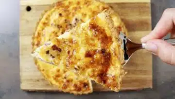 Low Carb Quiche Lorraine ohne Mehl: Backen