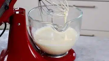 Low Carb Schokokuchen: Aufschlagen