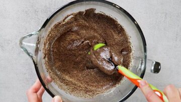 Low Carb Schokokuchen: Unterheben