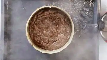 Low Carb Schokokuchen: Vorbacken