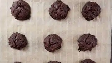 Low Carb Schokoplätzchen ohne Zucker: Backen