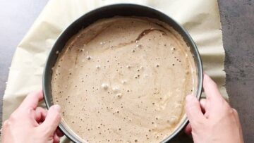 Low Carb Schokokuchen mit 2 Zutaten: Backen