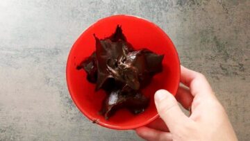 Low Carb Schokokuchen mit 2 Zutaten: Erwärmen