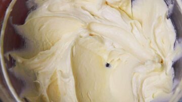 Low Carb schwedische Mandeltorte ohne Zucker: Abkühlen