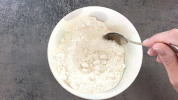 Low Carb Stuten: Mischen