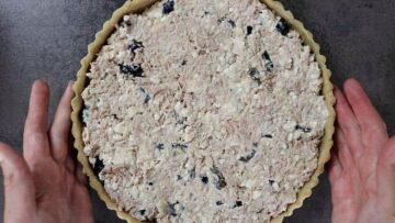 Low Carb Thunfisch Quiche: Backen