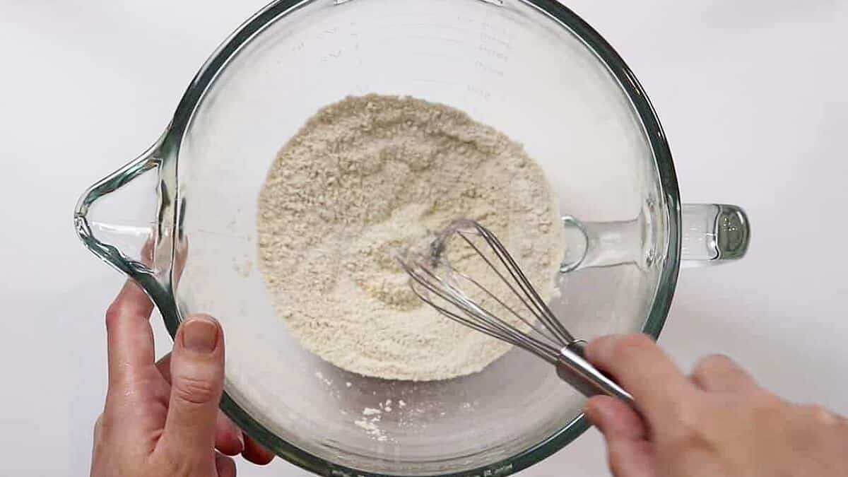 Low Carb Toast: Mischen