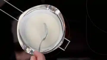 Low Carb Zimtschnecken ohne Zucker: Erhitzen