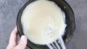 Low Carb Zitronen Tassenkuchen ohne Zucker: Rühren