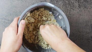 Marzipan ohne Zucker: Kneten