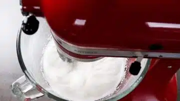 Marzipankuchen ohne Zucker: Aufschlagen