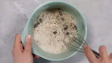 Nusskekse ohne Mehl und Zucker: Mischen