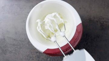 Obstkuchen ohne Zucker: Aufschlagen