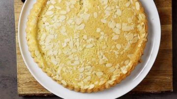 Obstkuchen ohne Zucker: Biskuit zubereiten