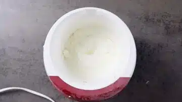 Obstkuchen ohne Zucker: Rühren