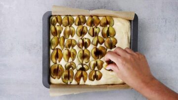 Pflaumenkuchen ohne Zucker: Belegen
