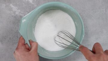 Pistazieneis ohne Zucker: Mischen