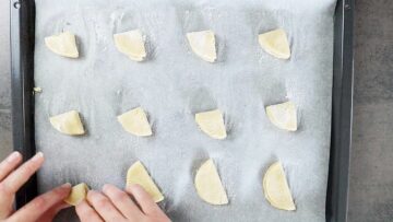 Quarkplätzchen ohne Zucker: Bestreuen