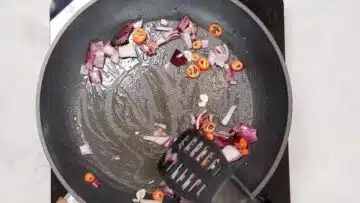 Salsa dip selber machen: Anbraten