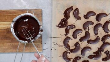 Schokobananen ohne Zucker: Dekorieren