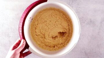 Selterskuchen ohne Zucker: Rühren