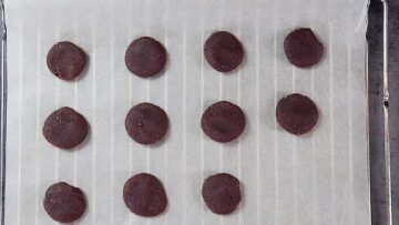 Vegane Schokokekse ohne Zucker: Backen