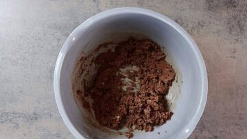 Vegane Schokokekse ohne Zucker: Rühren