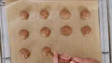 Wölkchen Kekse ohne Zucker: Aufspritzen