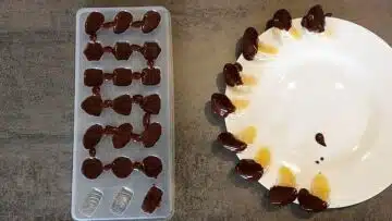 Zartbitterschokolade ohne Zucker: Umfüllen