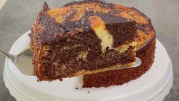 Zebrakuchen ohne Zucker: Schneiden