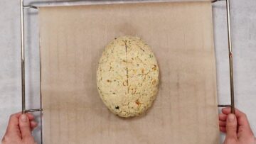 Zucchinibrot ohne Mehl: Backen