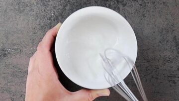 Zuckerguss ohne Zucker: Rühren