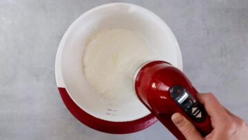 Anisplätzchen ohne Zucker: Aufschlagen