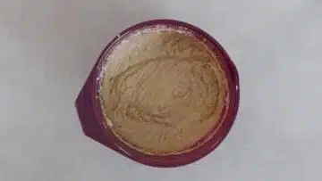 Bananenmuffins ohne Zucker: Mischen