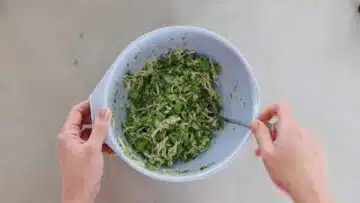 Brokkoli Nuggets: Unterheben