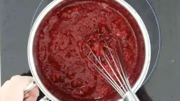 Eistee ohne Zucker selber machen: Erhitzen