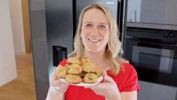 Haferflockenkekse ohne Zucker und Banane: Verzehr von Katrin Staupendahl Foodbloggerin Staupitopia Zuckerfrei