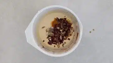 Joppie Sauce selber machen ohne Zucker: Zugeben