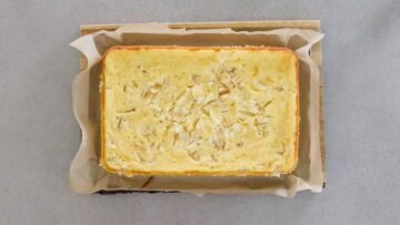 Kalorienarmer Apfelkuchen mit Joghurt und Quark: Backen
