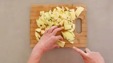 Kalorienarmer Apfelkuchen mit Joghurt und Quark: Vorbereiten