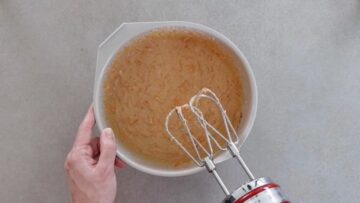 Karotten Muffins ohne Zucker und Mehl: Rühren